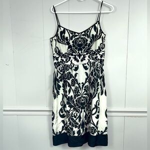 Ann Taylor Petite Black and White A-Line Spaghetti Strap Floral Dress Size 10